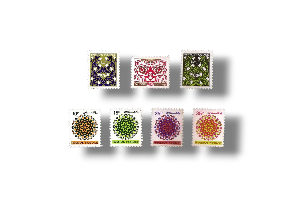 New Definitive Series Geometric Leaf Pattern