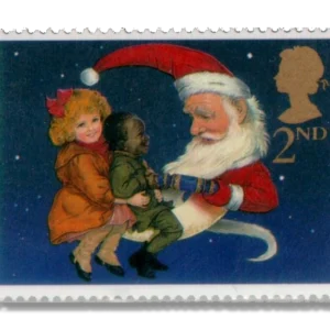 1997 GB2006 Children and Father Christmas pulling Crackers